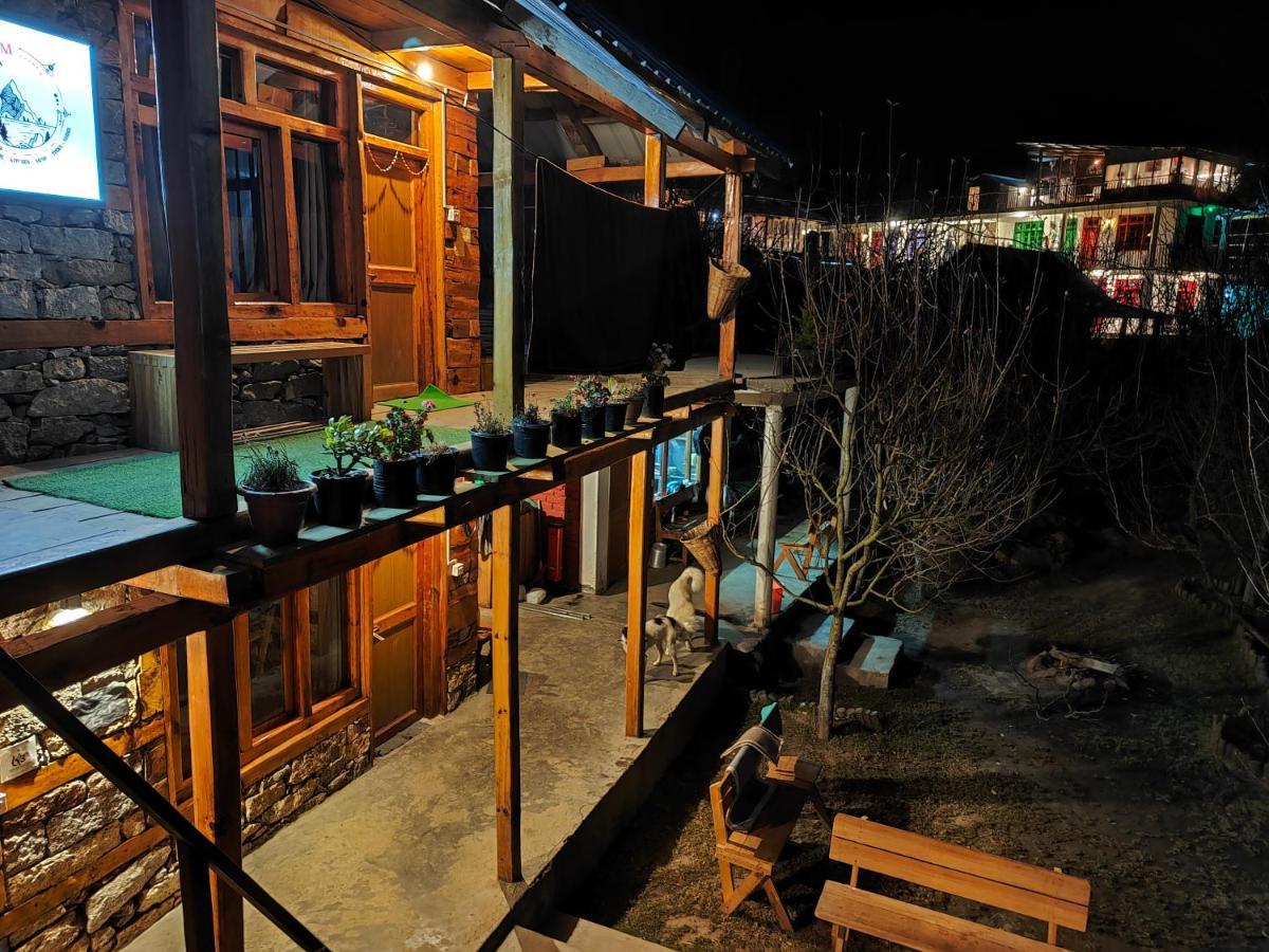 Hotel Yalakhom Tosh Zewnętrze zdjęcie